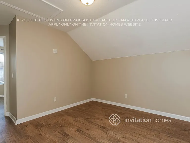 36111 Shady Bluff Loop — Photo 7