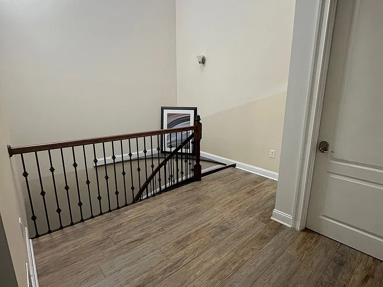 9033 Wall St #5 — Photo 21