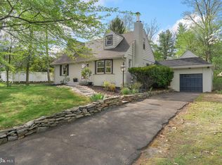 2546 Mansion Rd, Huntingdon Valley, PA 19006