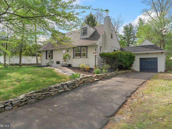 2546 Mansion Rd, Huntingdon Valley, PA 19006