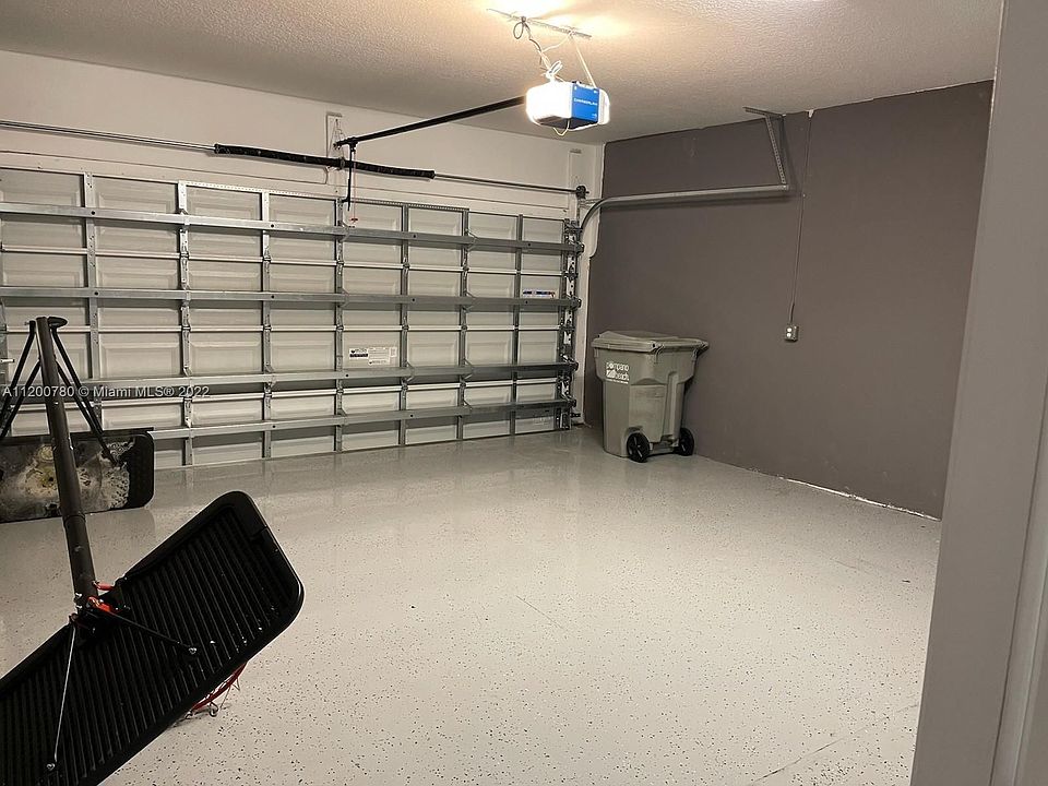 2nd image of 360 NW 36th Ave #360