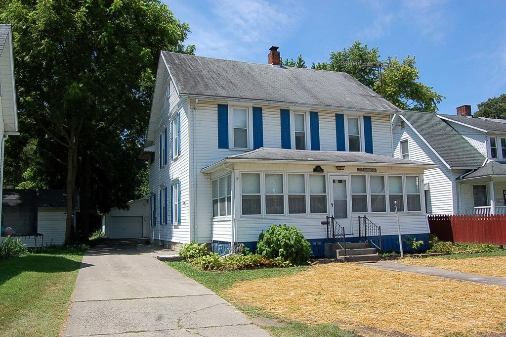 Real estate listing image