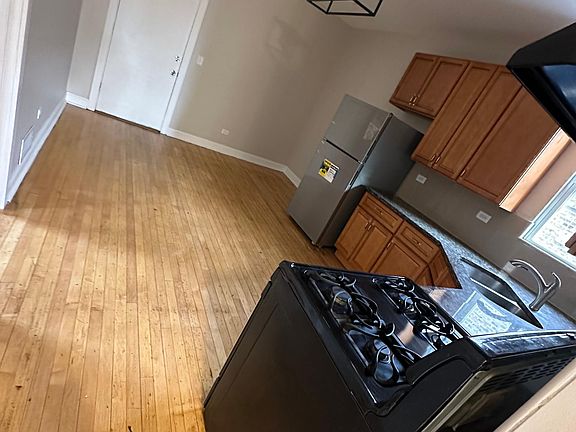 4th image of 2337 S 61st Ave #2