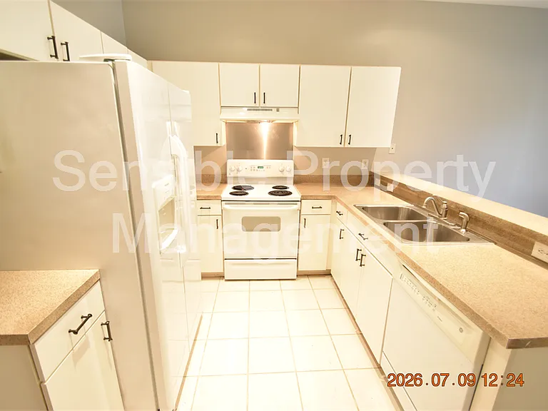 13121 Kings Crossing Dr — Photo 14