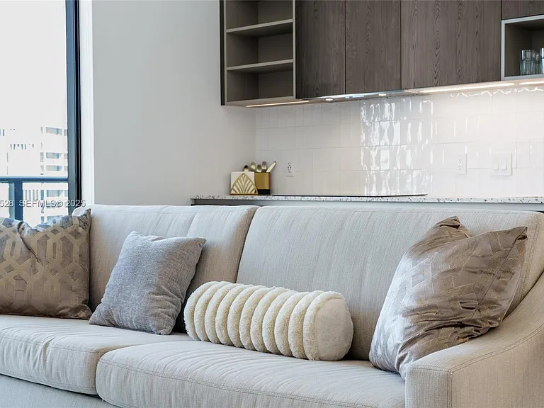 601 NE 1st Ave #Penthouse 5001 — Photo 9