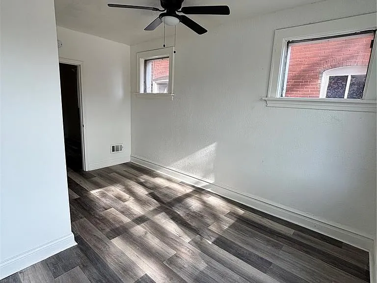 6037 W Florissant Ave — Photo 6