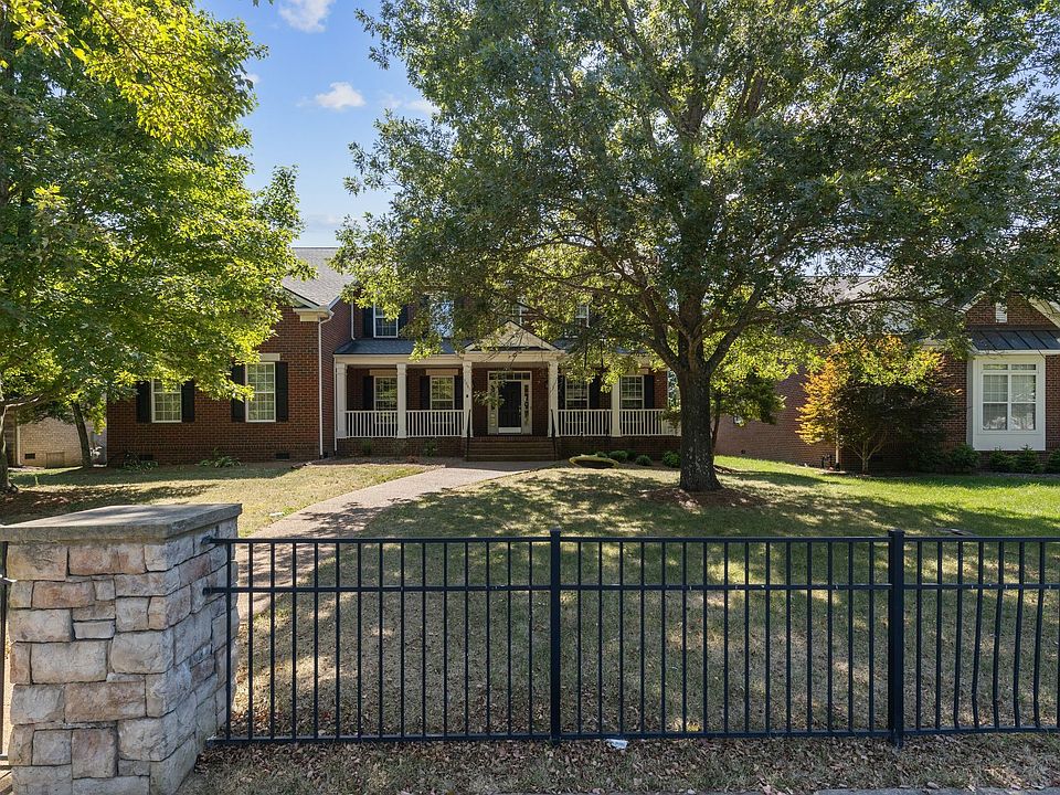 1st image of 3061 Oxford Glen Dr
