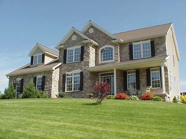 116 Mill St, Seven Valleys, PA 17360