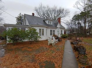 1211 E Meadow Rd, Eden, NC 27288