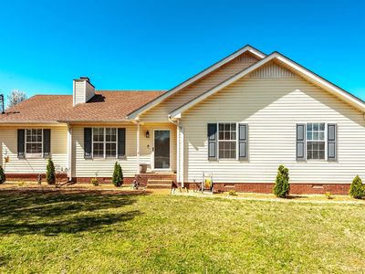 2594 S Mount Pleasant Rd, Greenbrier, TN, 37073