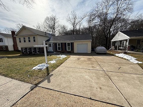 2nd image of 9315 Winbourne Rd