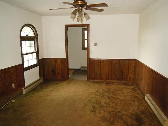 5th image of 23886 W Meadow Dr
