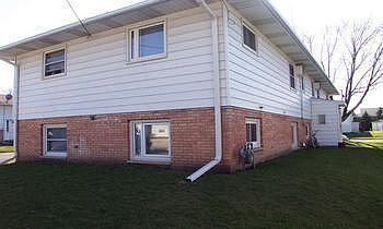 Building Photo 3