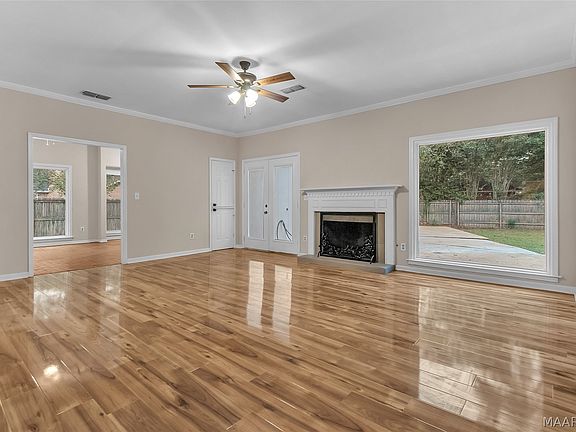 5th image of 405 Apache Ct