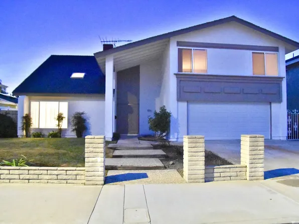 20281 Everglades Ln, Huntington Beach, CA 92646