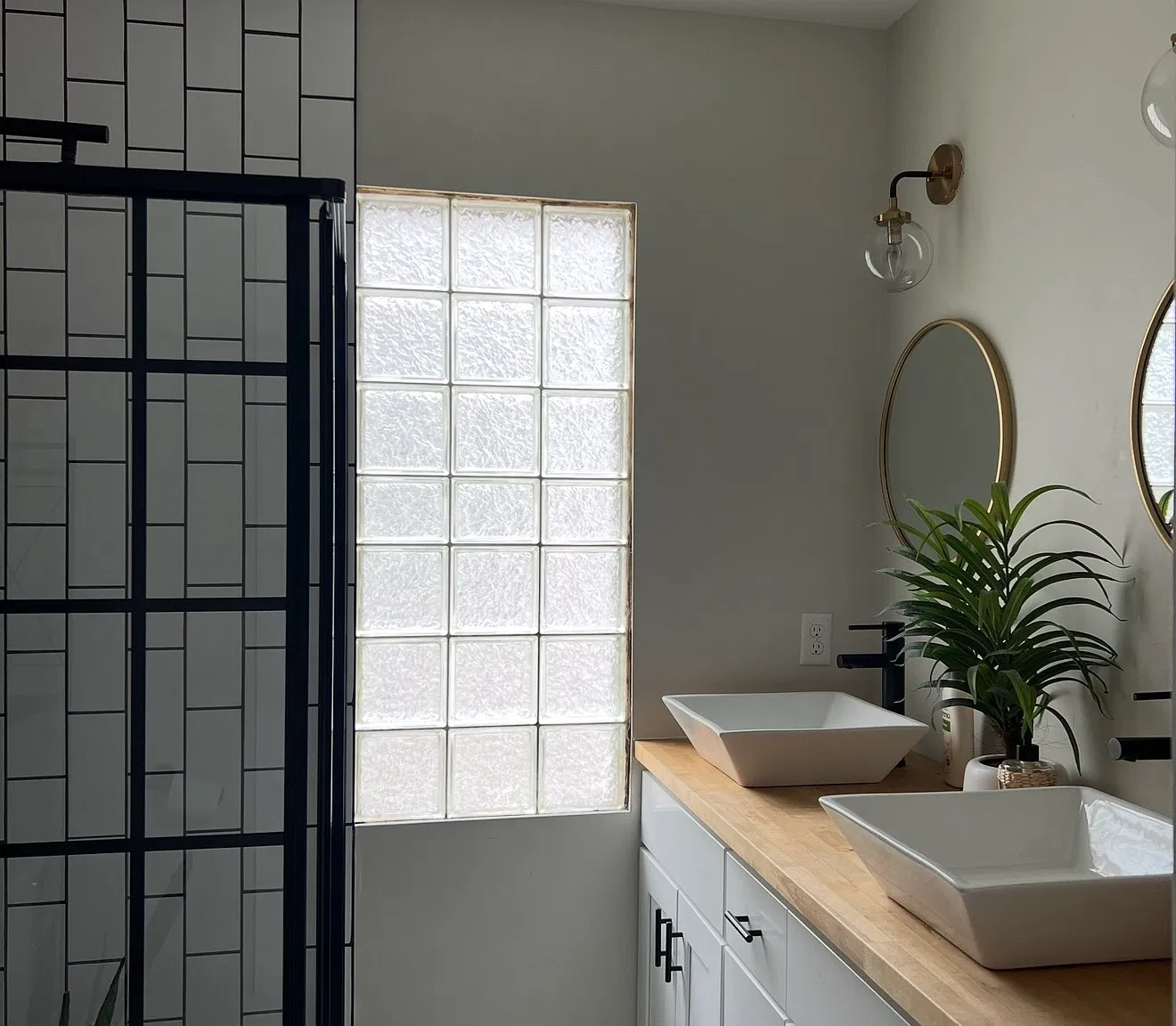 5 bed, 1900 sqft, $6,000 — Photo 4