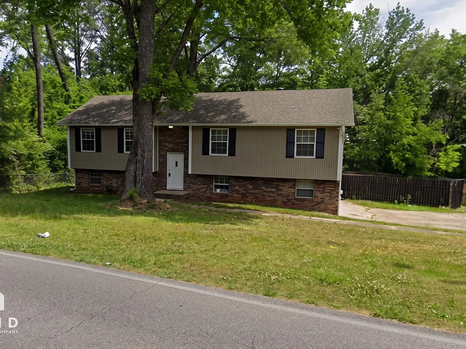 600 20th Ct NE