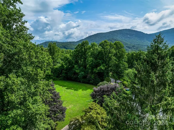 99999 Bee Ridge Rd, Asheville, NC 28803