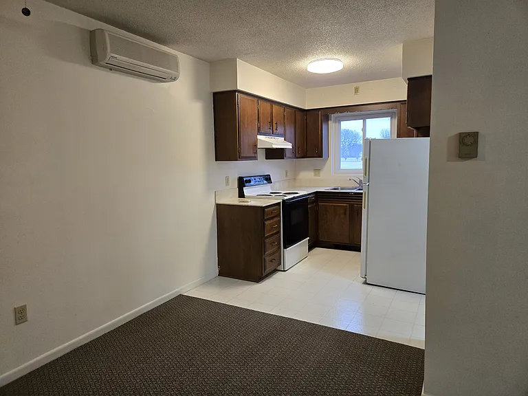 dining space towards kitchen