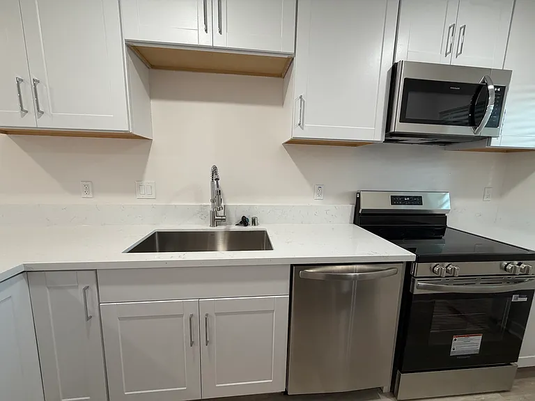 506 Margie Pl — Photo 4