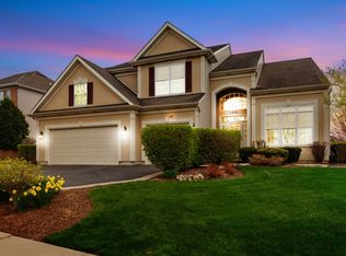 1381 Acorn Ct, Dundee, IL 60118