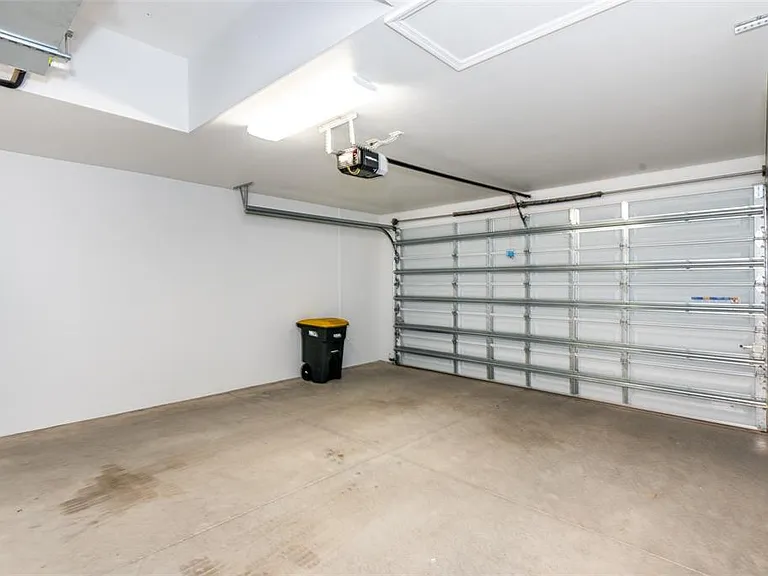 215 Lewis Cir #112 — Photo 33