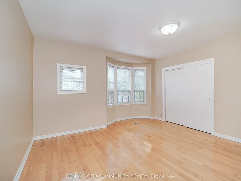1378 Danforth Ave S #1 — Photo 15