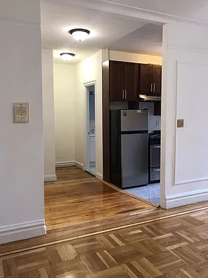 Rented by Dynamik Realty | media 3