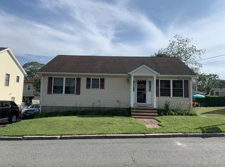 113 Primrose St, Fall River, MA 02720