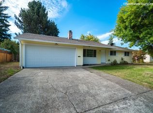912 NE Hood St, Hillsboro, OR