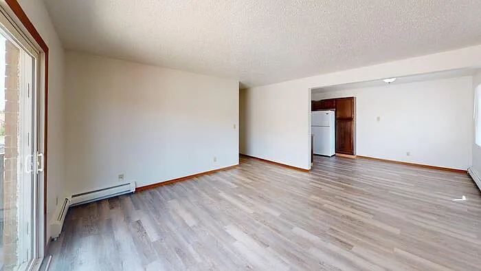 1100 Pleasant St #7 — Photo 9