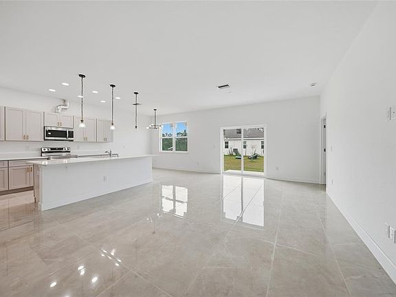 2nd image of 14191 Onslow Ln