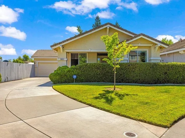 3001 W Sondiesa Ct, Elk Grove, CA 95758