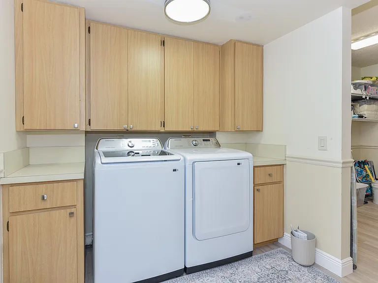 901 Seafarer Cir #302 — Photo 24