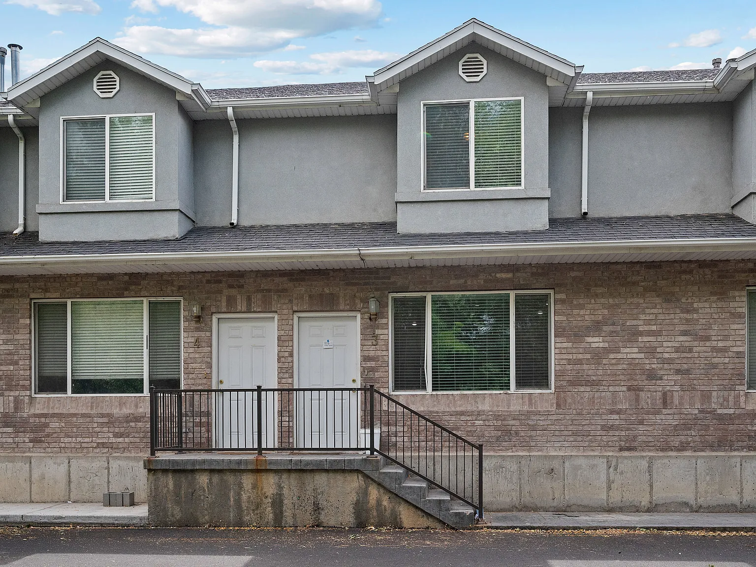 3 bed, 1226 sqft, $419 — Photo 1