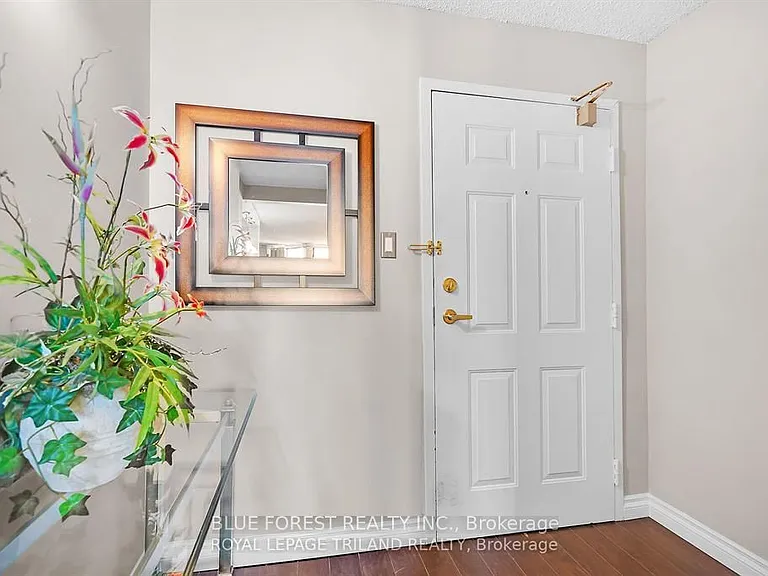 363 Colborne St #1006 — Photo 2