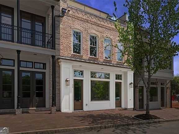 3rd image of 49 Bourbon St #9