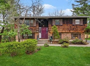 6 Kakiat Lane, Spring Valley, NY 10977