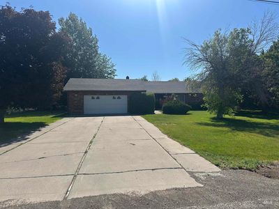 2754 N 18 E, Mountain Home, ID, 83647
