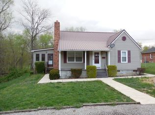 111 Peddler St, West Liberty, KY 41472