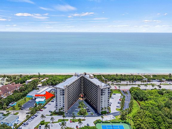 2nd image of 801 S Ocean Drive #801
