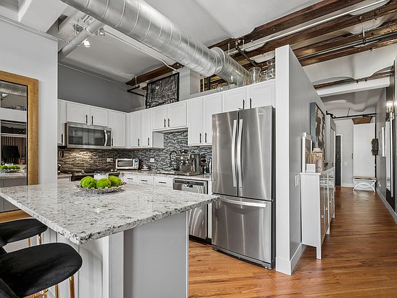 3rd image of 500 S Clinton St APT 641