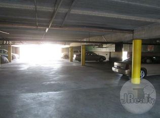 13921 Yukon Ave #103, Hawthorne, CA 90250