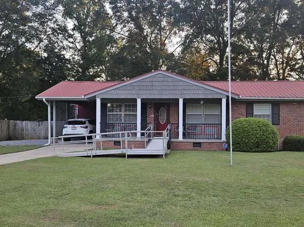 250 Maple Dr, Maplesville, AL 36750