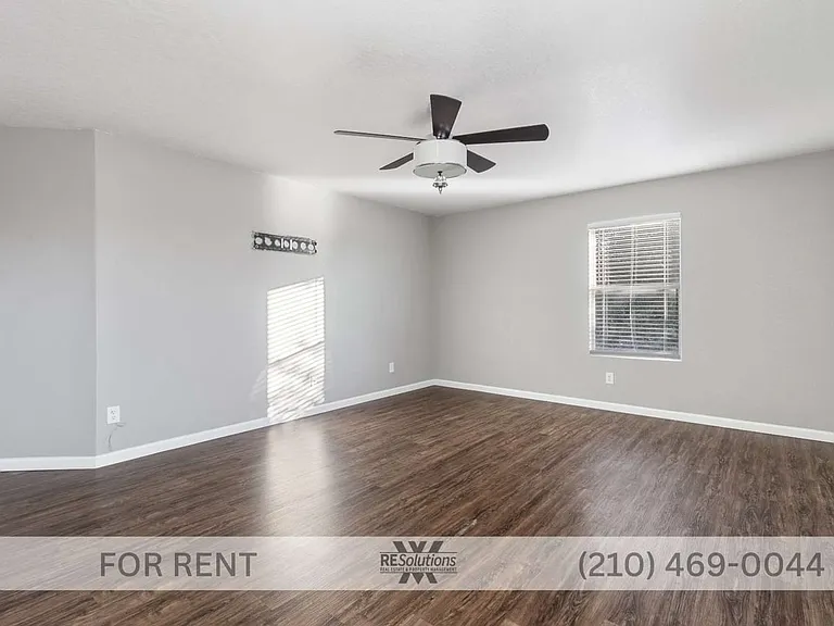 203 Shadbush St — Photo 3