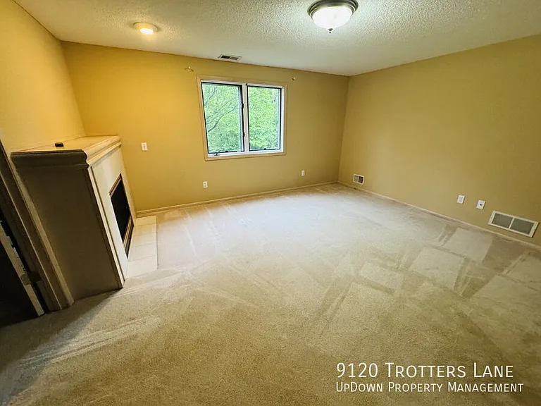 9120 Trotters Ln — Photo 30