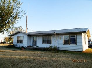 613 NW Avenue G, Seminole, TX 79360