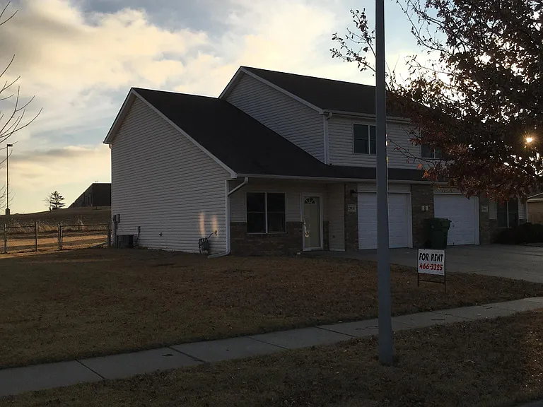 13921 Cavalier St — Photo 1