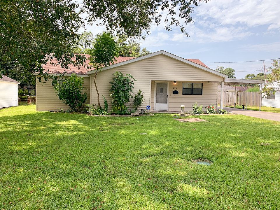 1st image of 2831 Berry Ave