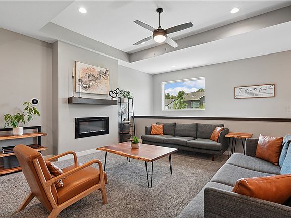 5th image of 4064 Aster Ct